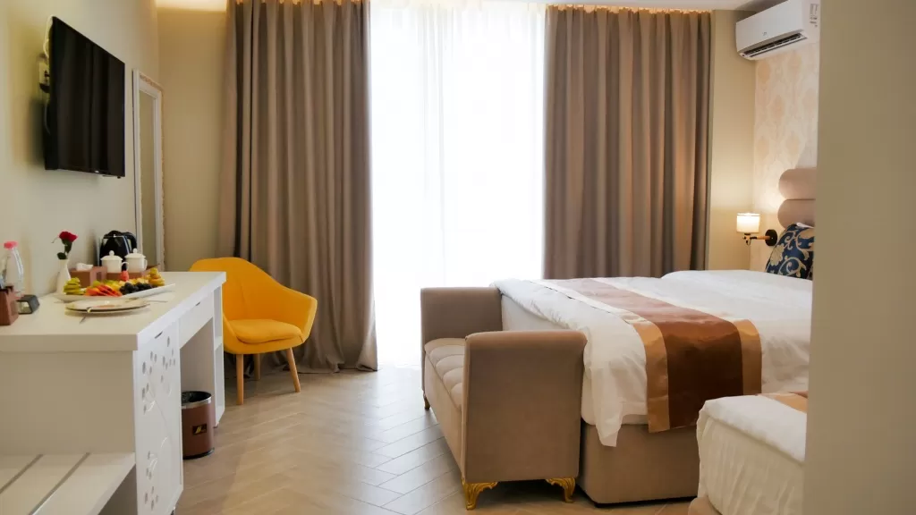 Fa-Fa Premium TRPL 2.jpg